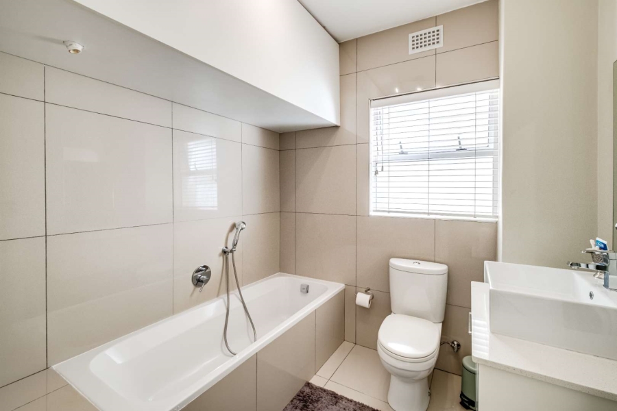 3 Bedroom Property for Sale in Kenilworth Upper Western Cape